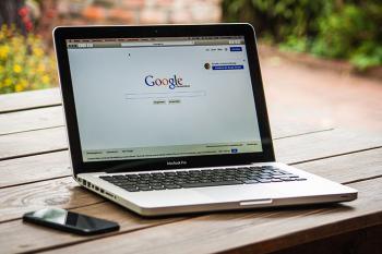 Communication web Création de site internet, réseaux sociaux, référencement, ...